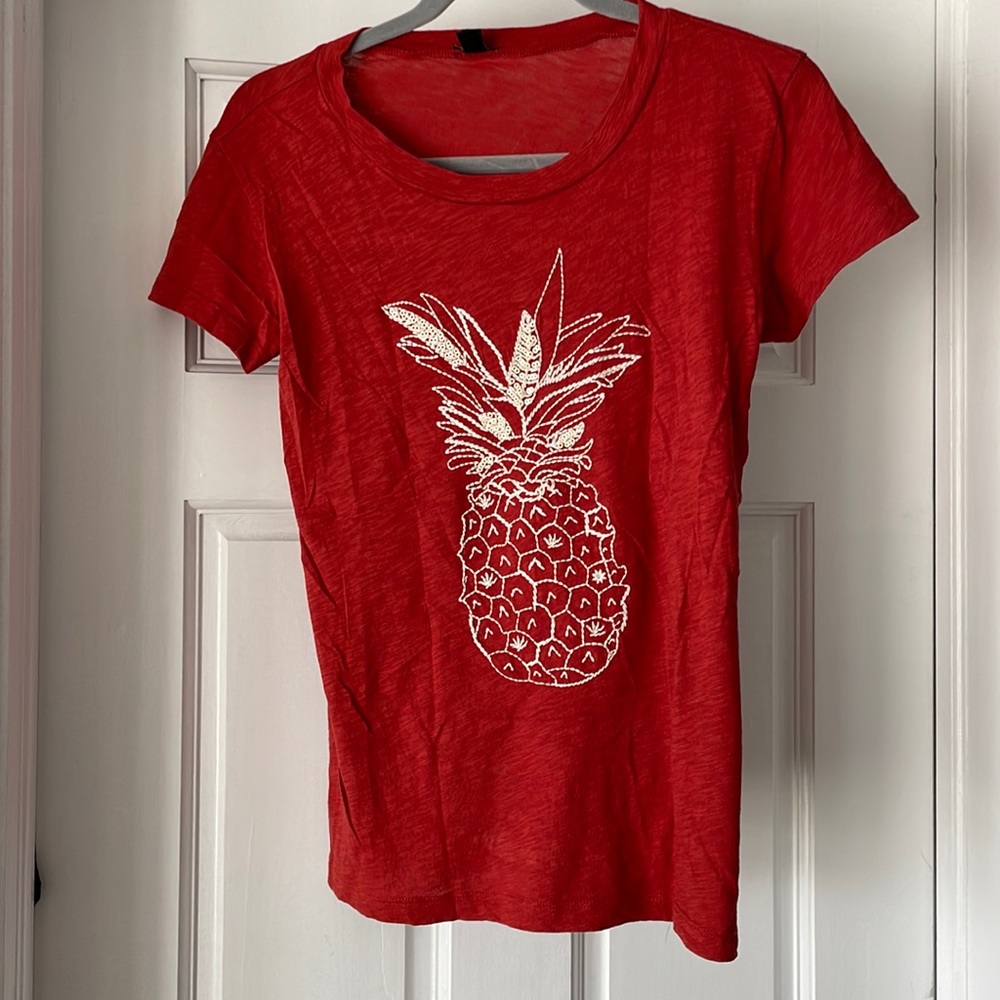 J Crew Pineapple graphic tee shirt
